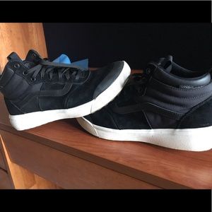 Vans Ultra Range All Weather Shoes